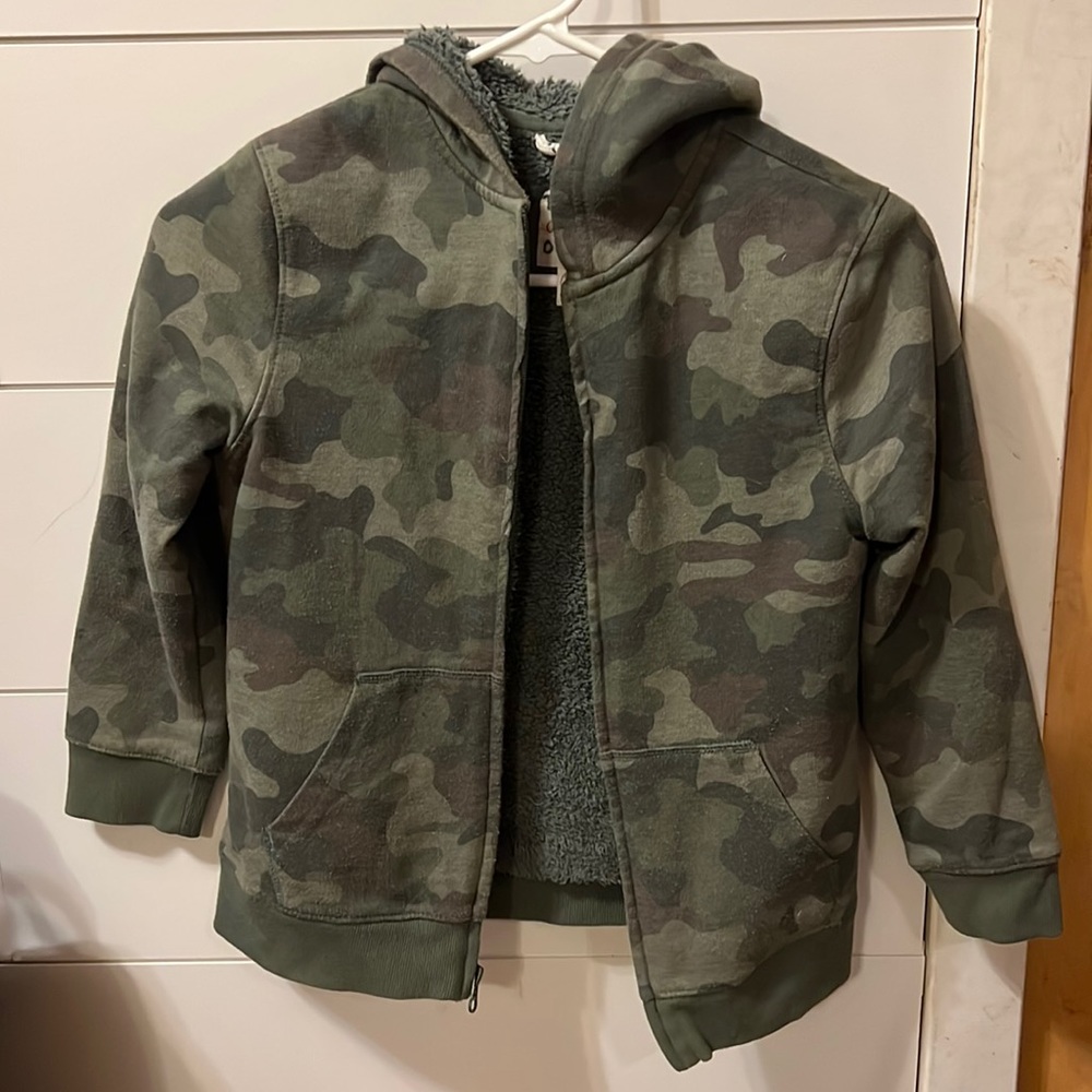 Boys fur lined camouflage hoodie